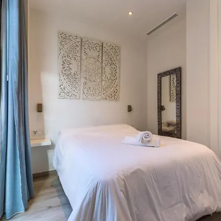 Minty - Modern La Merced Malaga