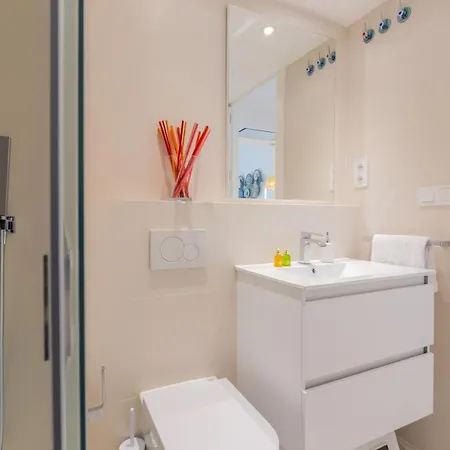 Apartment Minty - Modern La Merced Malaga