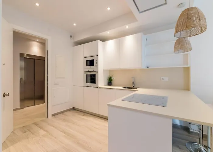 Apartment Modern Refurbished - 1bd 1bth - Centro Malaga