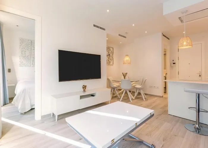 Modern Refurbished - 1bd 1bth - Centro Málaga